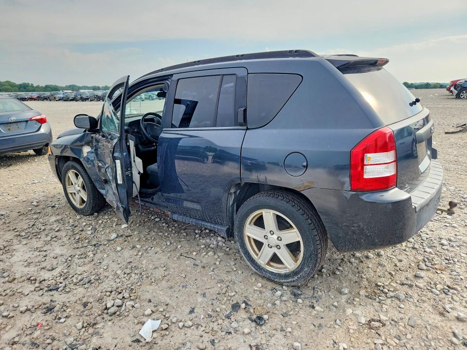 Photo 2 from auction – 2007 JEEP COMPASS with VIN 1J8FT47W27D216043