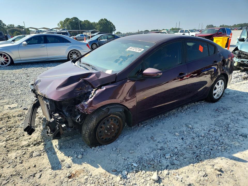 KIA FORTE 2017 with VIN 3KPFK4A77HE144042 - Photo from auction