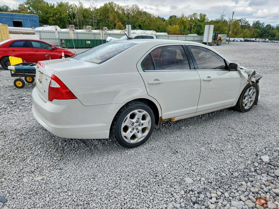 Photo 3 from auction – 2010 FORD FUSION with VIN 3FAHP0HA2AR371308