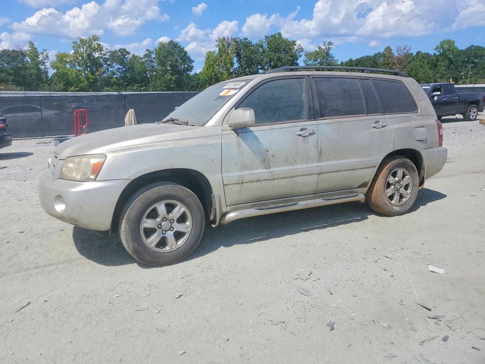 TOYOTA HIGHLANDER 2004 with VIN JTEEP21A040040908 - Photo from auction