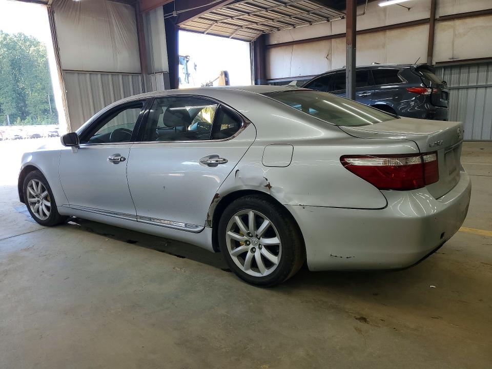 Zdjęcie 2 z aukcji – 2007 LEXUS LS z VIN JTHGL46F775003630
