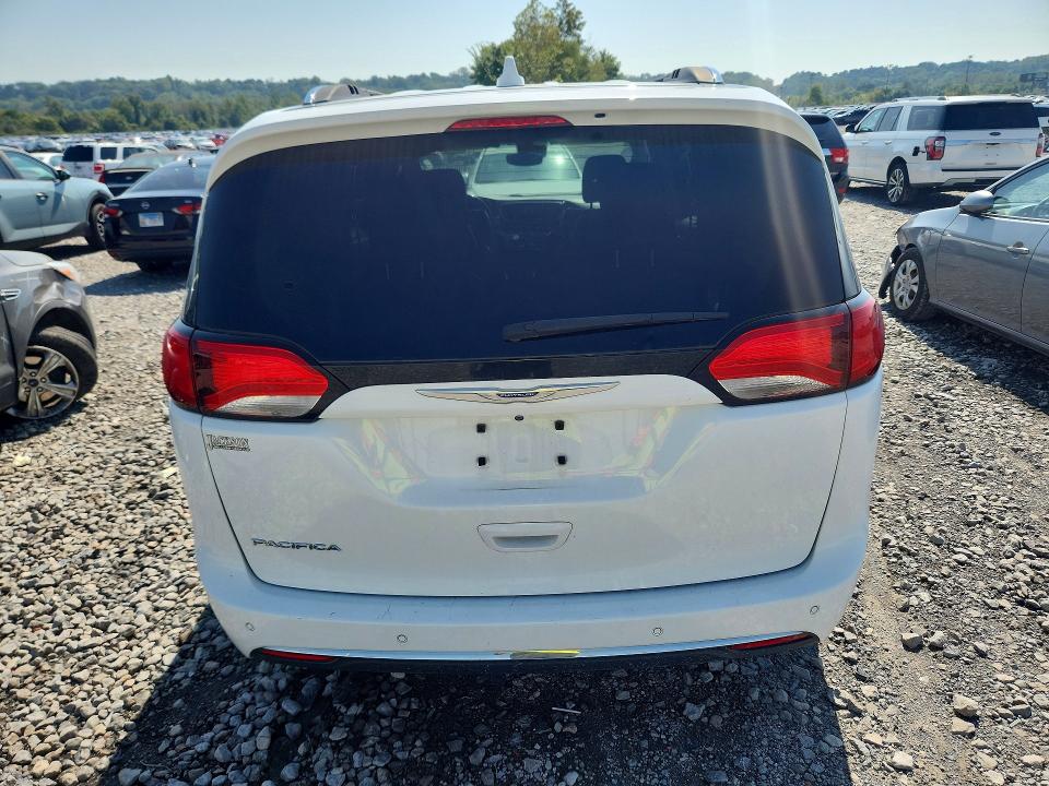 Photo 6 from auction – 2020 CHRYSLER PACIFICA with VIN 2C4RC1BG8LR138829