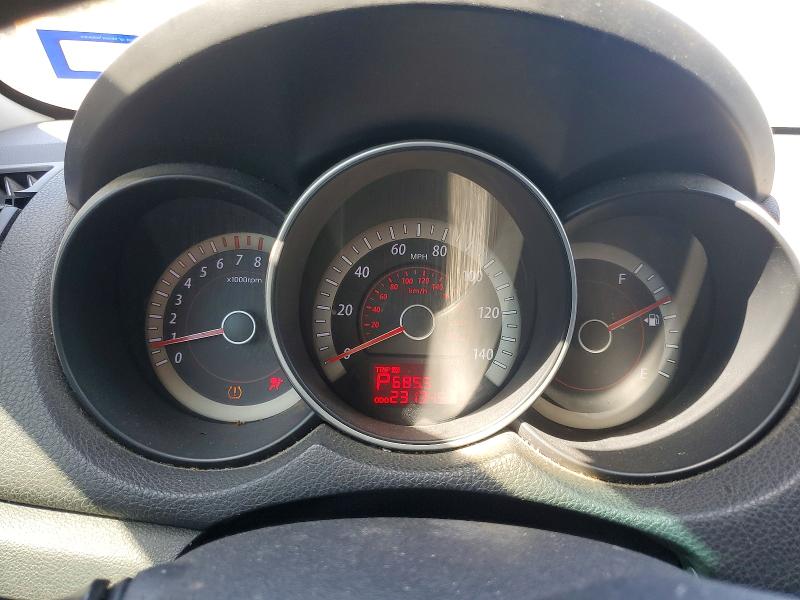 Foto 9 de la subasta – 2011 KIA FORTE con VIN KNAFU4A24B5352961