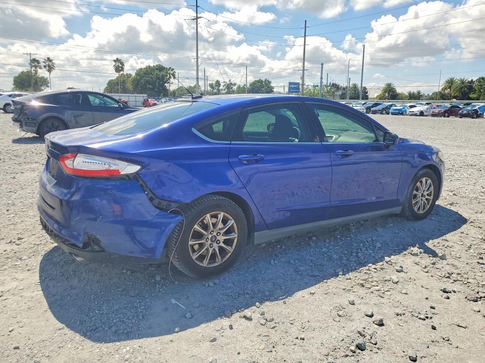 Photo 3 from auction – 2016 FORD FUSION with VIN 3FA6P0G77GR110570