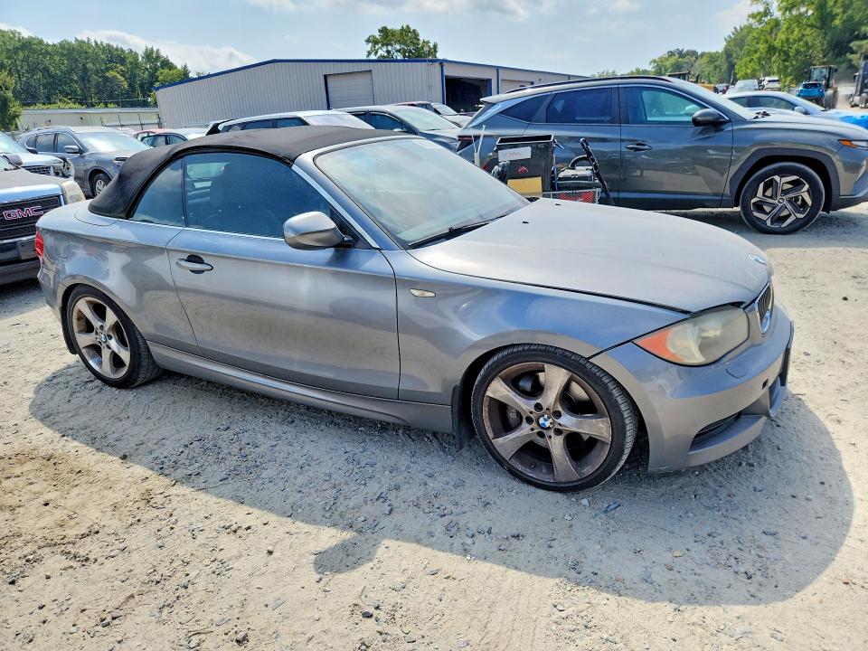 Photo 4 from auction – 2010 BMW 135 with VIN WBAUN9C54AVK41480