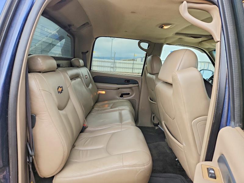 Photo 10 from auction – 2002 CHEVROLET AVALANCHE with VIN 3GNEK13T62G346149