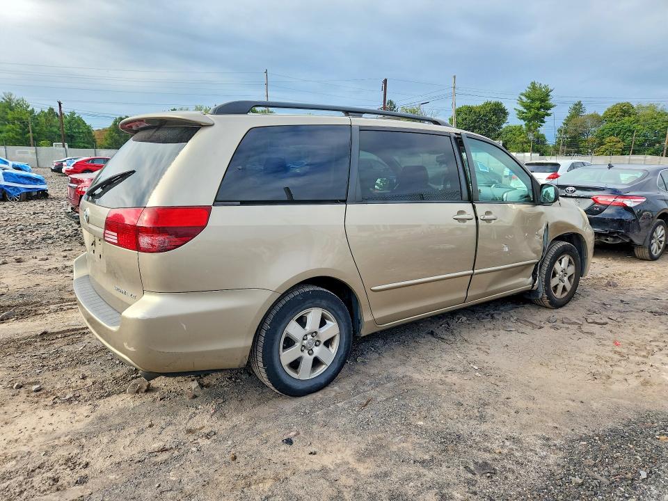 Photo 3 from auction – 2004 TOYOTA SIENNA with VIN 5TDZA23C54S127545