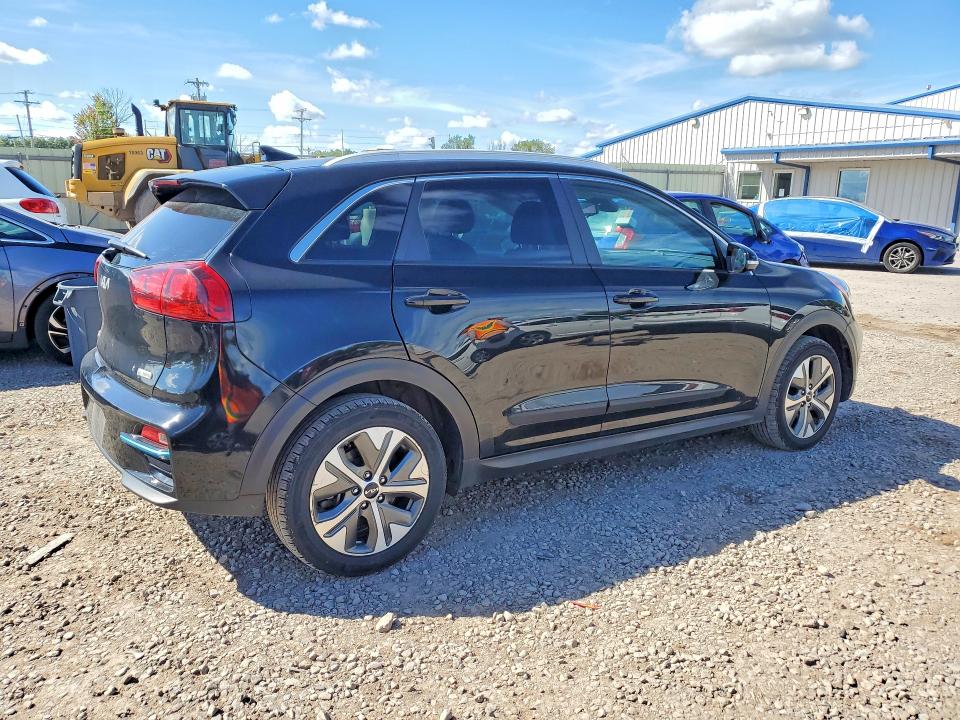 Photo 3 from auction – 2022 KIA NIRO EV with VIN KNDCC3LG6N5158805