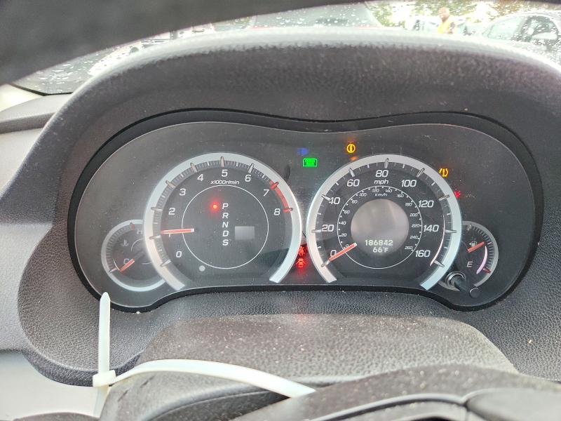 Photo 9 from auction – 2010 ACURA TSX with VIN JH4CU4F62AC003324
