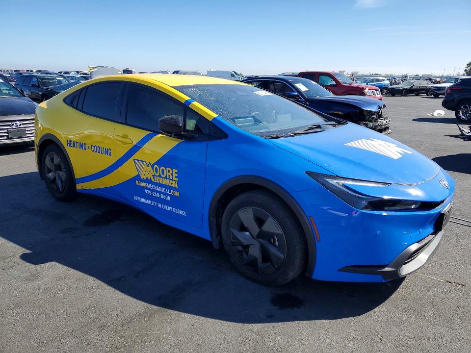 Photo 4 from auction – 2026 TOYOTA PRIUS with VIN JTDACAAU7T3066566