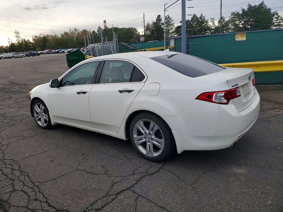 Photo 2 from auction – 2010 ACURA TSX with VIN JH4CU4F43AC000866