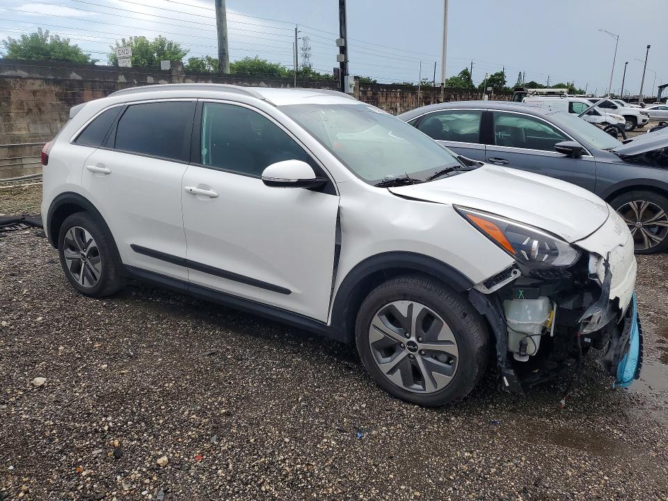 Photo 4 from auction – 2022 KIA NIRO EV with VIN KNDCC3LG0N5159853