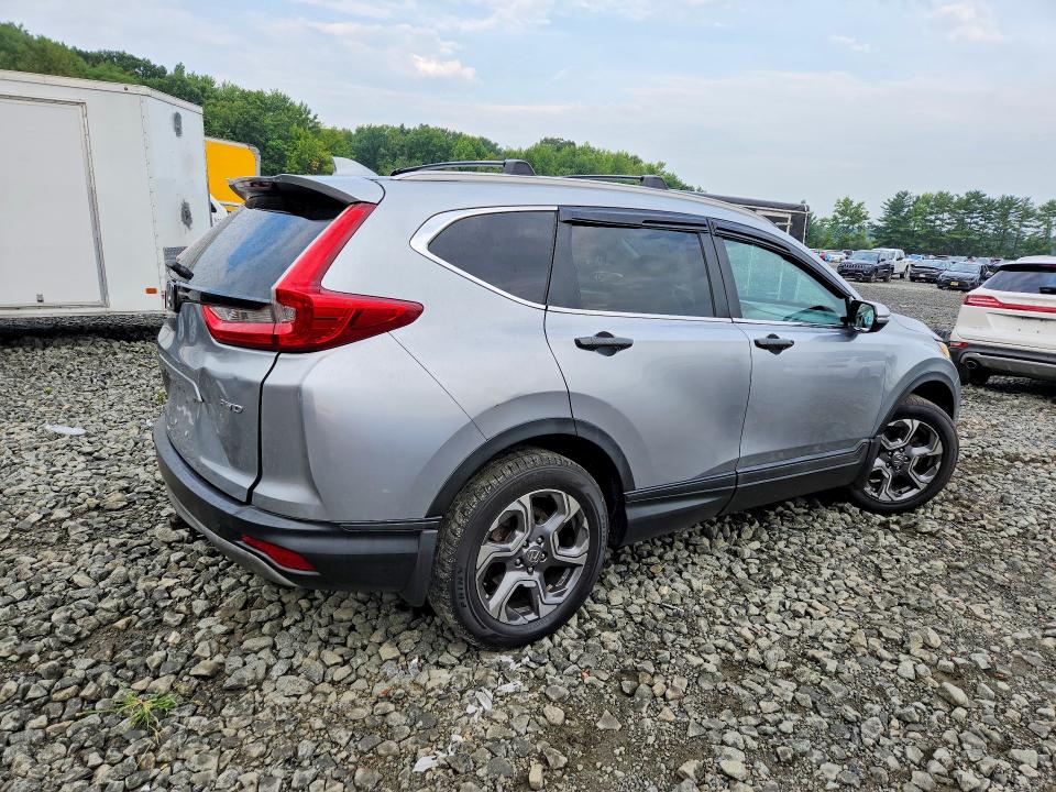 Photo 3 from auction – 2017 HONDA CR-V with VIN 5J6RW2H87HL069199