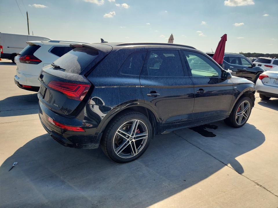 Снимка 3 от търг – 2025 AUDI Q5 E с VIN WA1E2AFY8S2010988