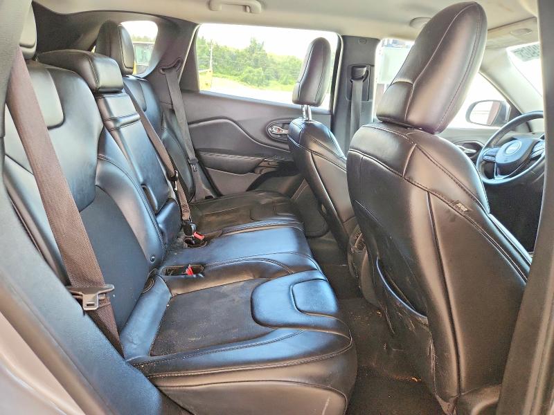 Photo 10 from auction – 2019 JEEP CHEROKEE with VIN 1C4PJLLB8KD392831