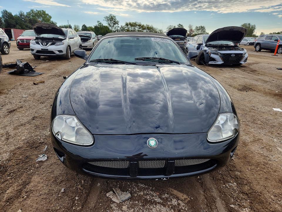 Photo 5 from auction – 1998 JAGUAR XK8 with VIN SAJGX2249WC022917
