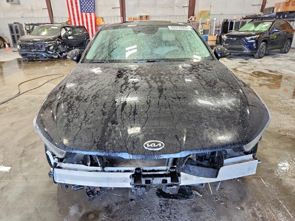 Photo 5 from auction – 2021 KIA K5 with VIN 5XXG34J22MG031123