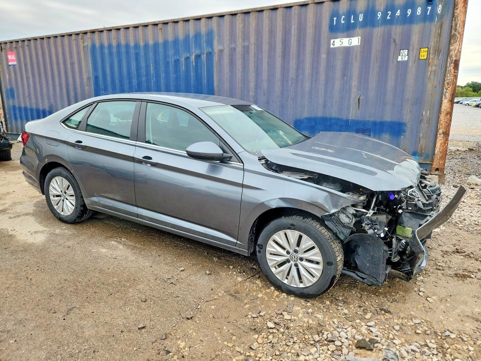 Photo 4 from auction – 2019 VOLKSWAGEN JETTA with VIN 3VWC57BU2KM274773