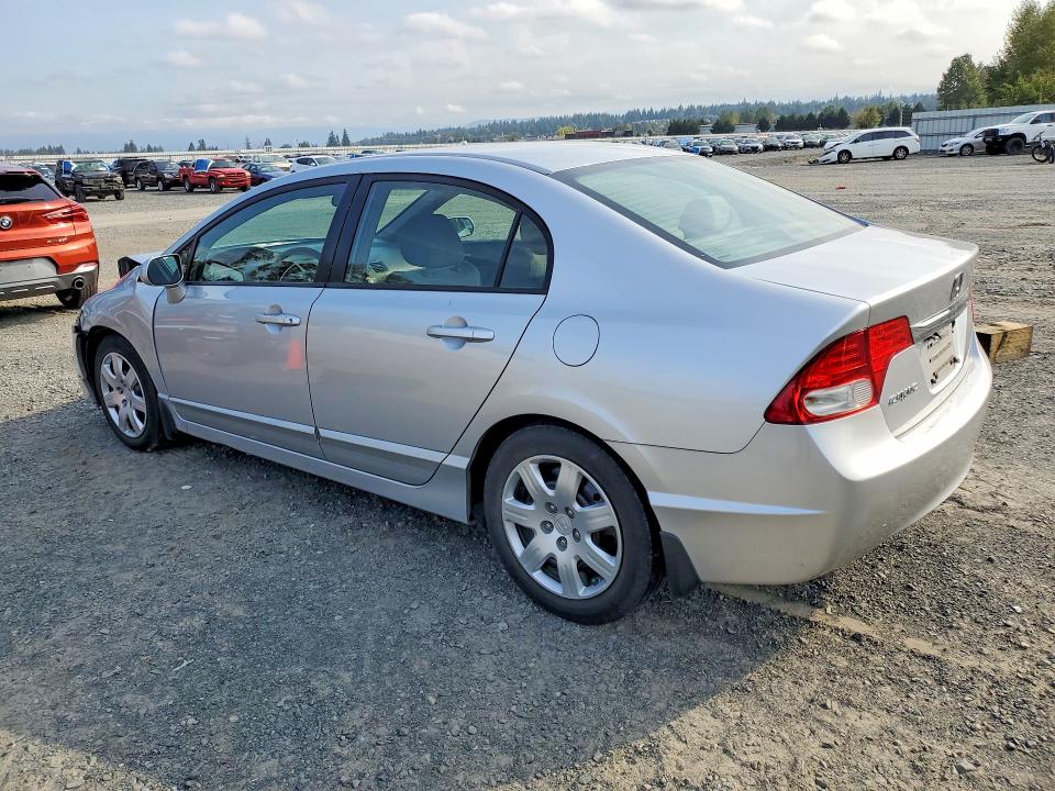 Photo 2 from auction – 2011 HONDA CIVIC with VIN 2HGFA1F54BH529077