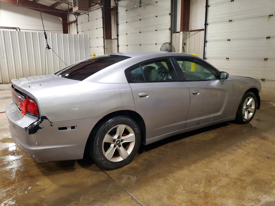 Photo 3 from auction – 2013 DODGE CHARGER with VIN 2C3CDXBG4DH737552