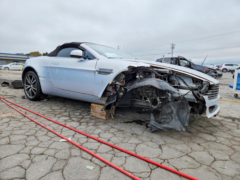Снимка 4 от търг – 2010 ASTON MARTIN V8 с VIN SCFEFBBC5AGD14246
