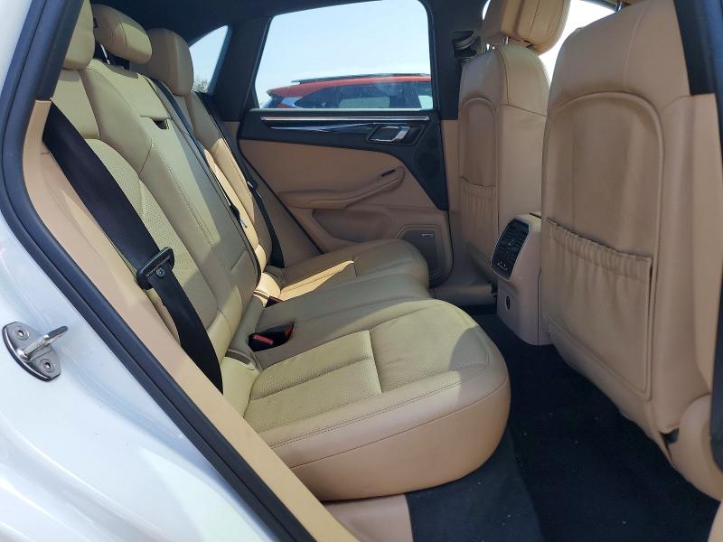 Фото 11 с аукциона – 2019 PORSCHE MACAN с VIN WP1AB2A57KLB32550
