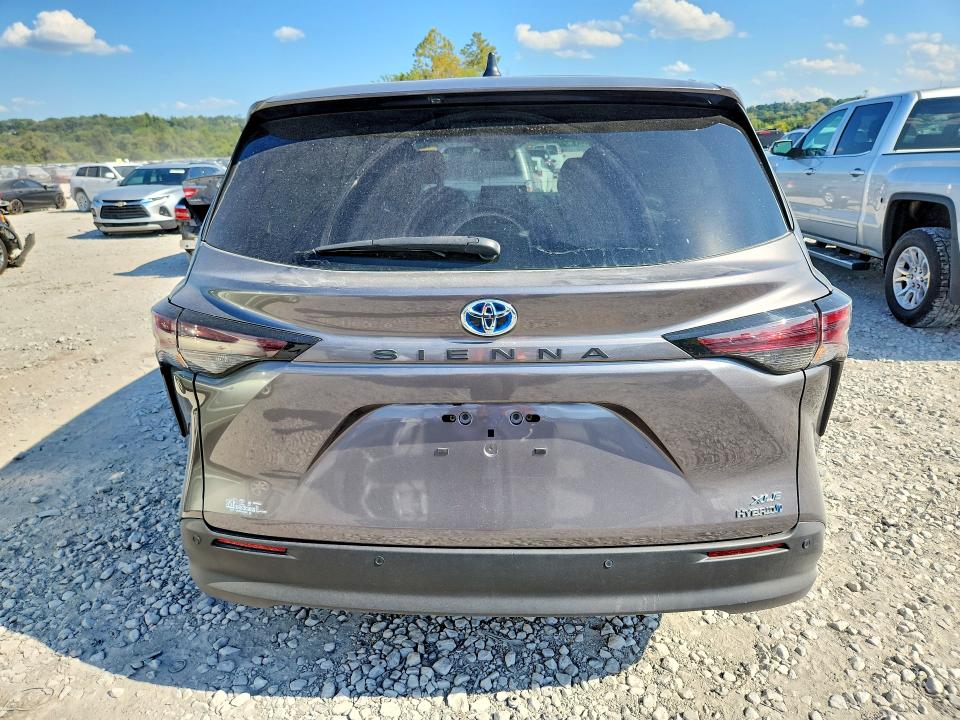 Photo 6 from auction – 2023 TOYOTA SIENNA with VIN 5TDYRKEC7PS158057