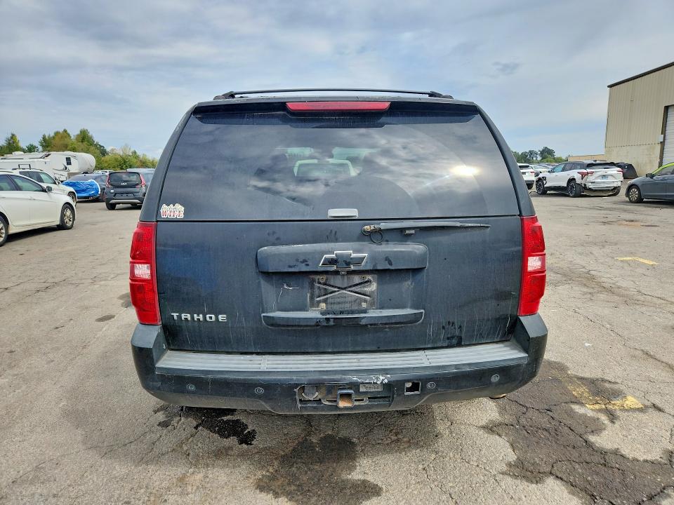 Photo 6 from auction – 2007 CHEVROLET TAHOE with VIN 1GNFK13017J151561