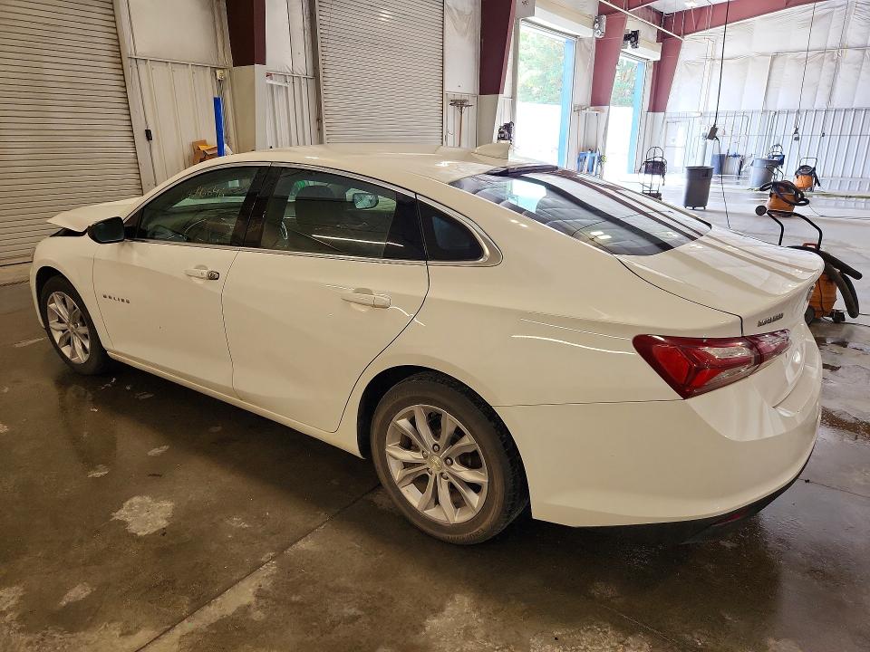 Photo 2 from auction – 2021 CHEVROLET MALIBU with VIN 1G1ZD5ST3MF004572