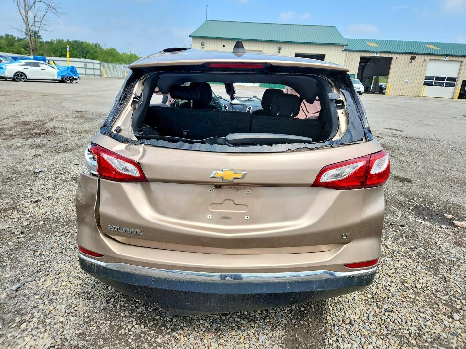 Photo 6 from auction – 2018 CHEVROLET EQUINOX with VIN 2GNAXJEV5J6192929