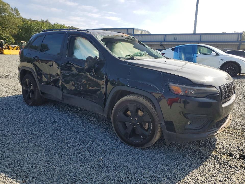 Снимка 4 от търг – 2019 JEEP CHEROKEE с VIN 1C4PJLLB4KD338877