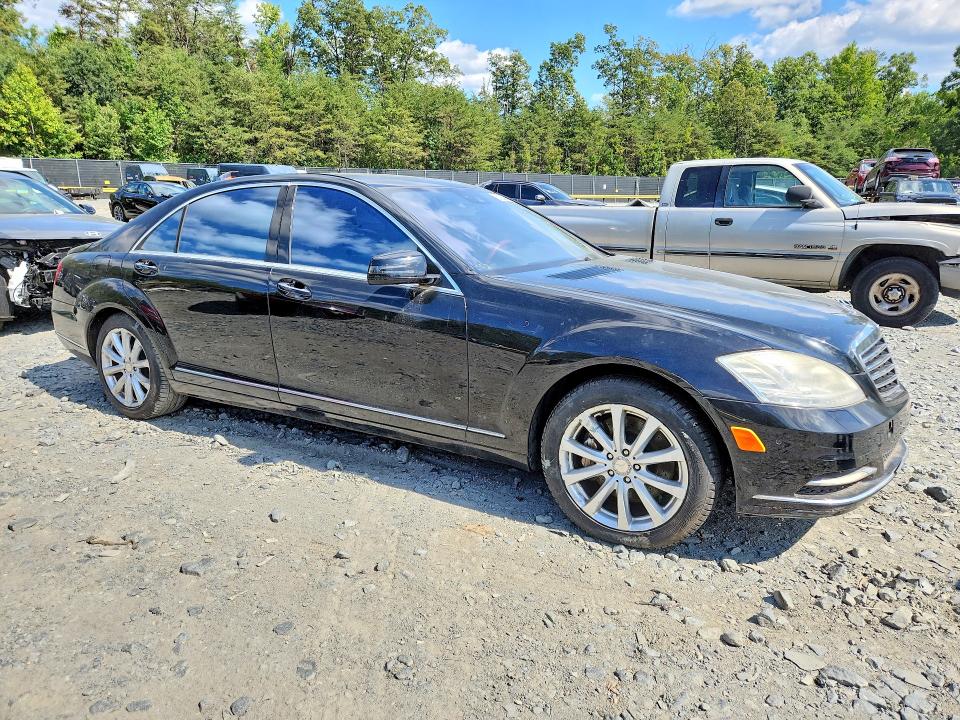 Photo 4 from auction – 2013 MERCEDES-BENZ S with VIN WDDNG8DB1DA529958