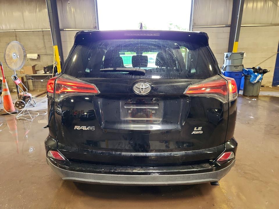 Photo 6 from auction – 2018 TOYOTA RAV4 with VIN 2T3BFREV6JW766554