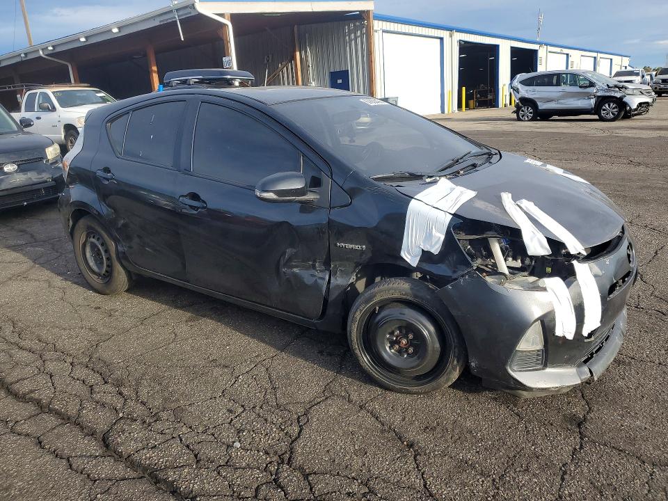 صورة رقم 4 من المزاد - 2014 TOYOTA PRIUS C مع VIN JTDKDTB35E1574813
