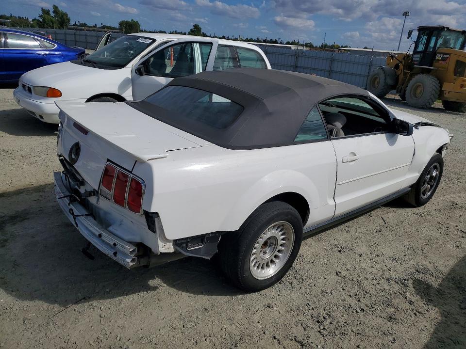 Снимка 3 от търг – 2008 FORD MUSTANG с VIN 1ZVHT84N685136224