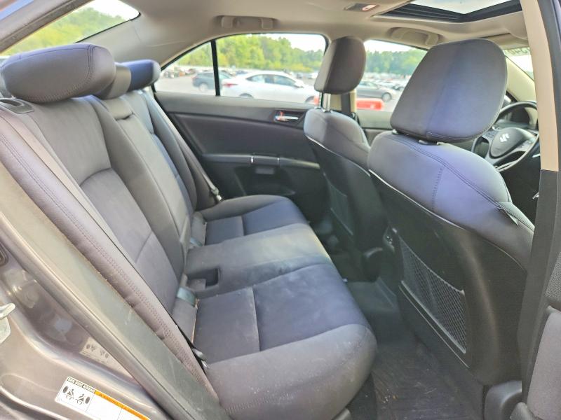 Photo 10 from auction – 2010 SUZUKI KIZASHI with VIN JS2RF9A52A6100643