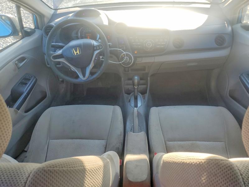 Photo 8 from auction – 2010 HONDA INSIGHT with VIN JHMZE2H70AS032912