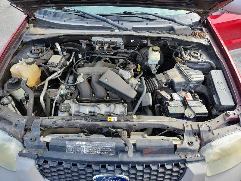 Photo 12 from auction – 2006 FORD ESCAPE with VIN 1FMYU93176KC95476