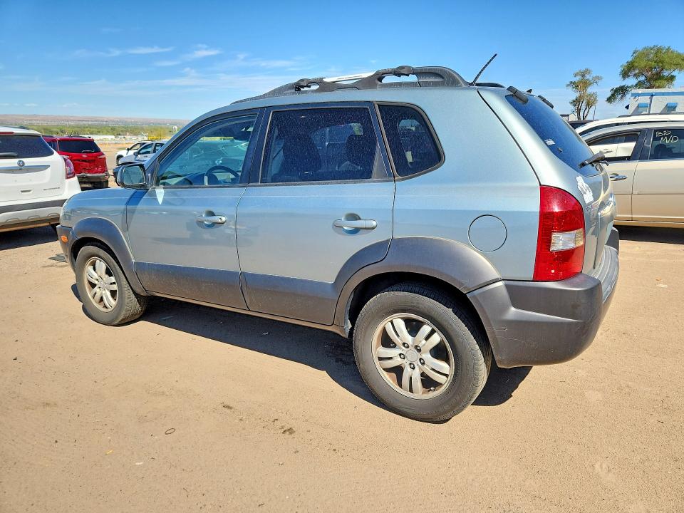 Photo 2 from auction – 2006 HYUNDAI TUCSON with VIN KM8JN72D46U341722