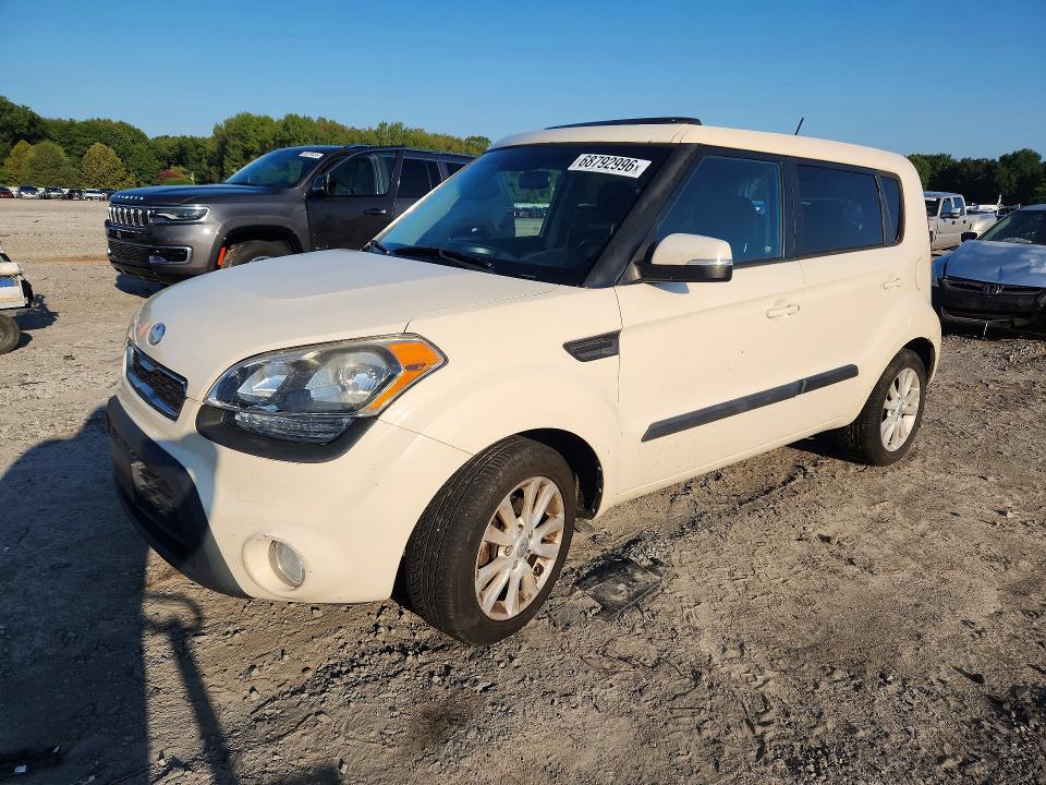 KIA SOUL 2013 с VIN KNDJT2A64D7756065 - Снимка от търг