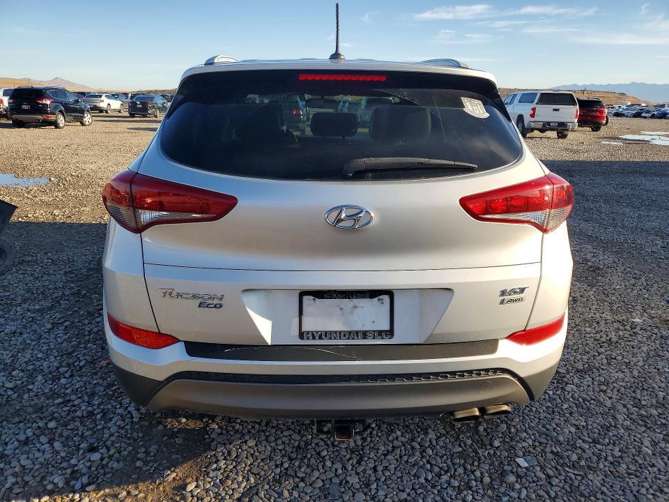 Photo 6 from auction – 2016 HYUNDAI TUCSON with VIN KM8J3CA20GU182987