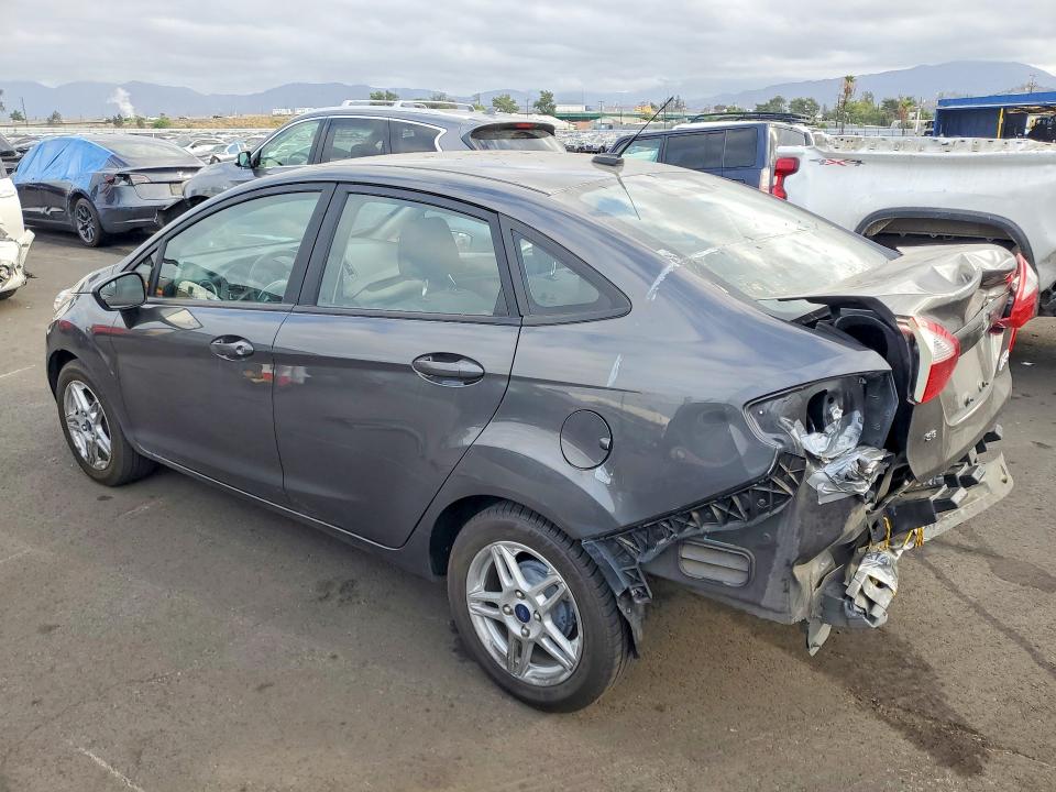 Photo 2 from auction – 2018 FORD FIESTA with VIN 3FADP4BJ8JM122345