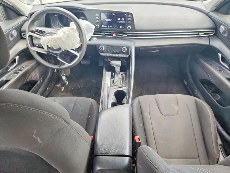 Photo 8 from auction – 2023 HYUNDAI ELANTRA with VIN 5NPLM4AG8PH104902