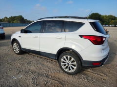Photo 2 from auction – 2019 FORD ESCAPE with VIN 1FMCU9HD2KUC45788