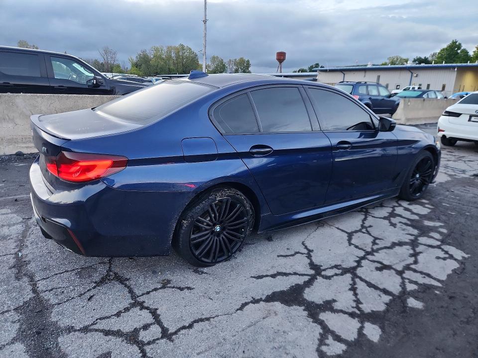 Foto 3 de la subasta – 2018 BMW 530 con VIN WBAJA7C53JG907509