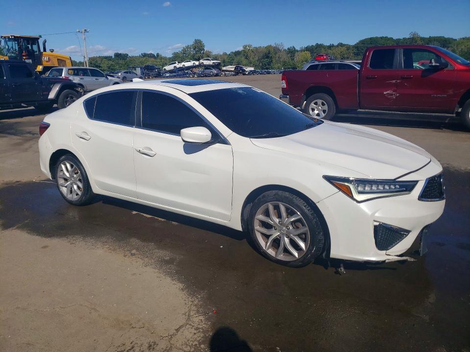 Zdjęcie 4 z aukcji – 2019 ACURA ILX z VIN 19UDE2F37KA010989
