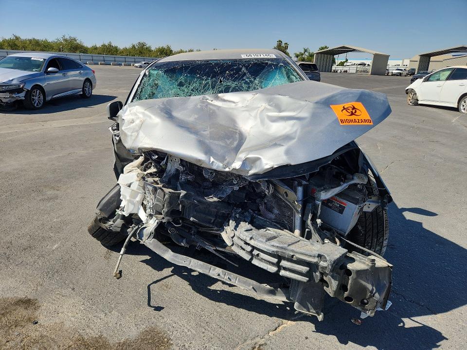 Photo 5 from auction – 2016 TOYOTA CAMRY with VIN 4T1BF1FKXGU232903