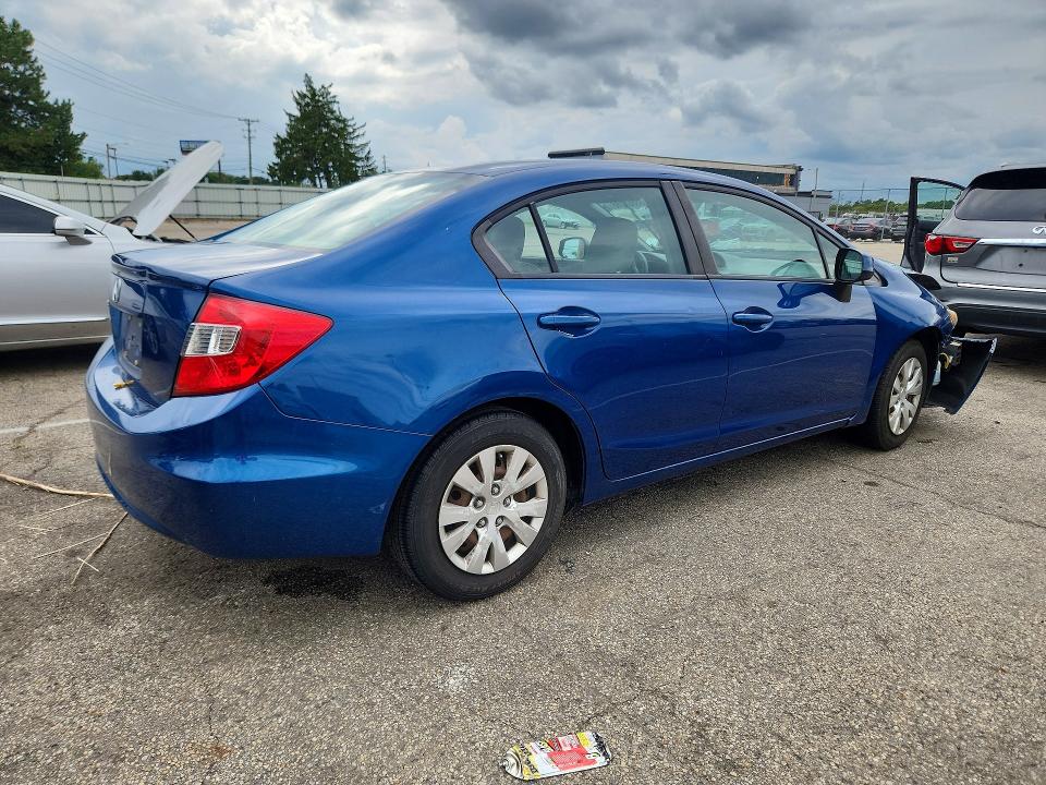 Photo 3 from auction – 2012 HONDA CIVIC with VIN 19XFB2F55CE075906