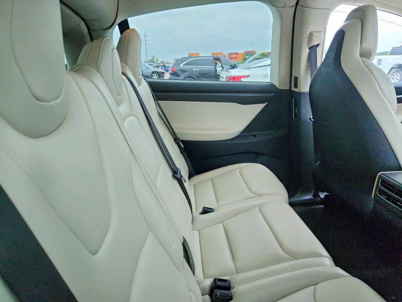 صورة رقم 11 من المزاد - 2018 TESLA MODEL X مع VIN 5YJXCDE21JF110565