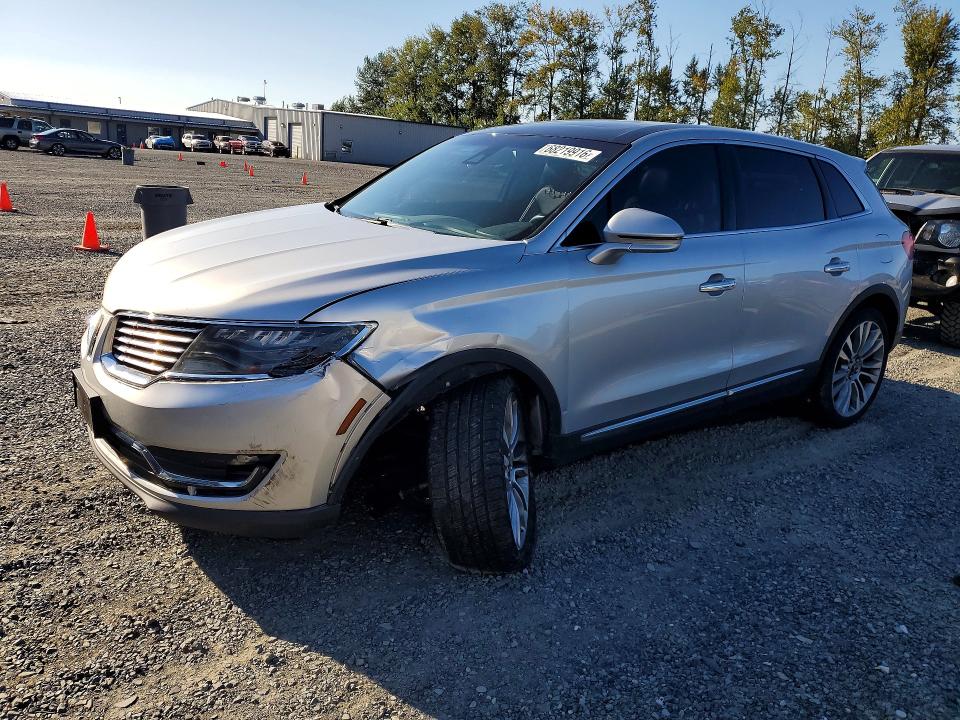 LINCOLN MKX 2016 with VIN 2LMTJ8LP3GBL57005 - Photo from auction
